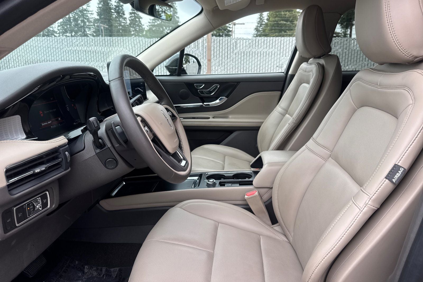2023 Lincoln Corsair Standard