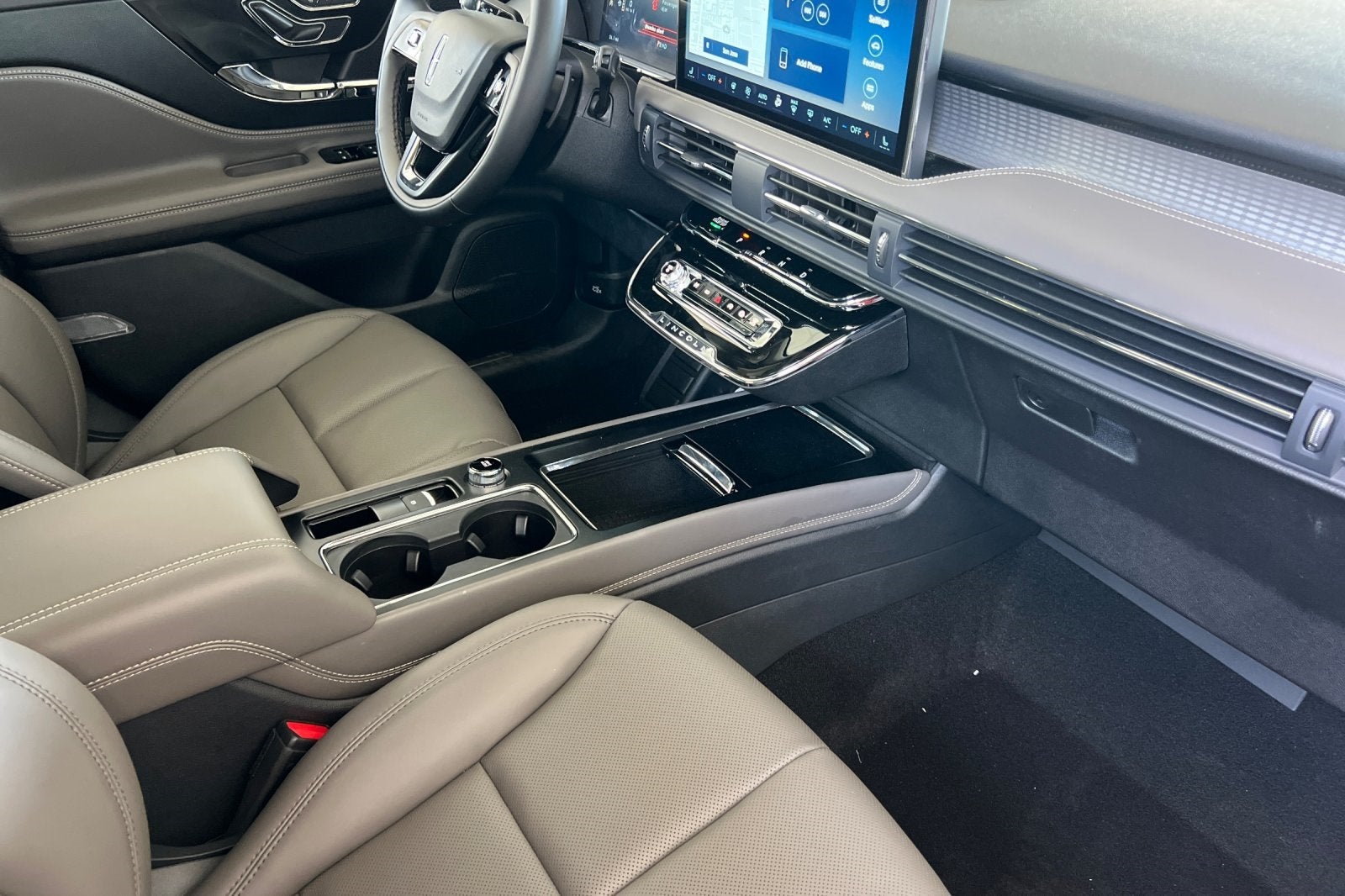 2025 Lincoln Corsair Premiere