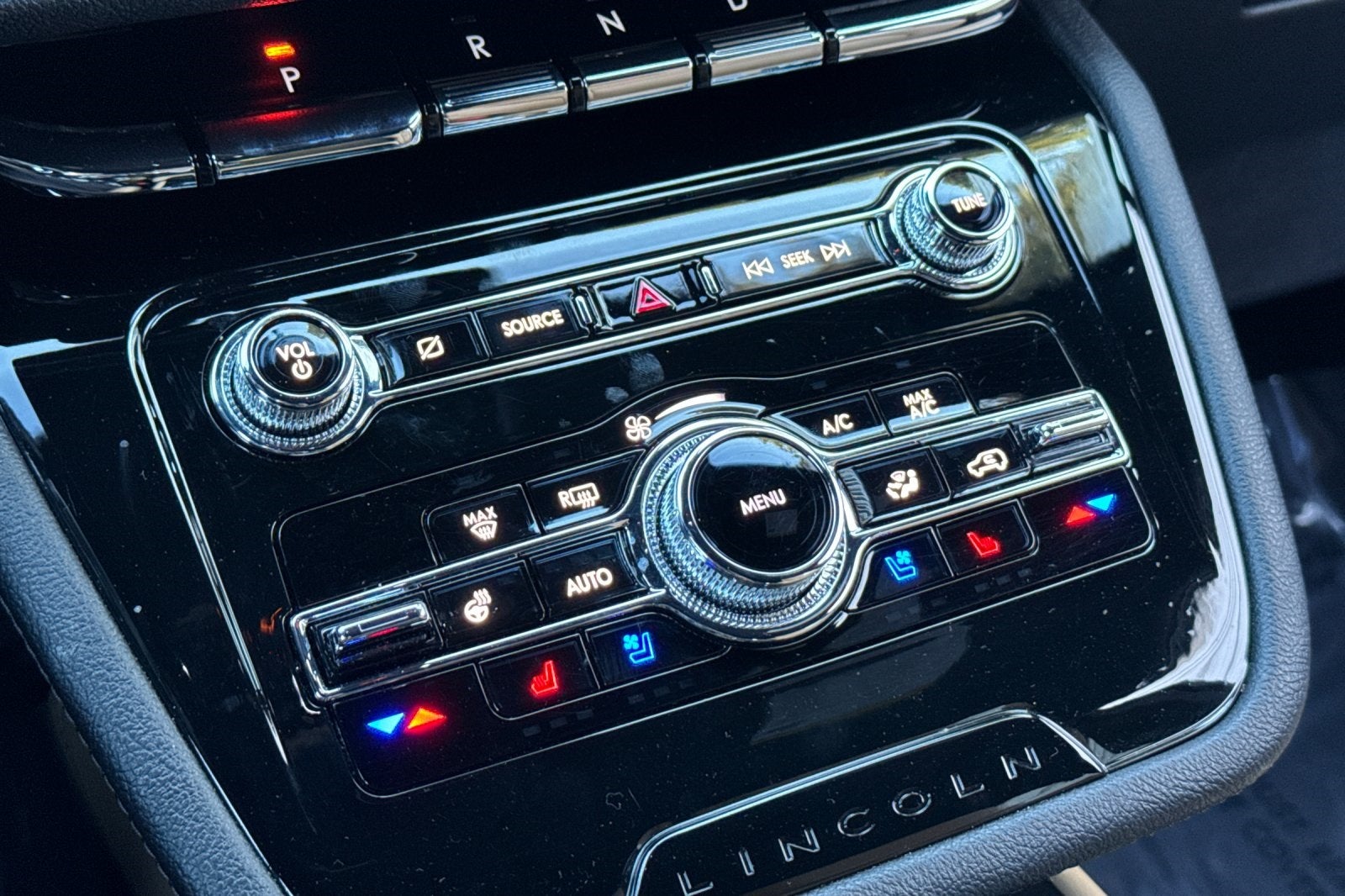 2022 Lincoln Corsair Reserve Equipment Group 201A