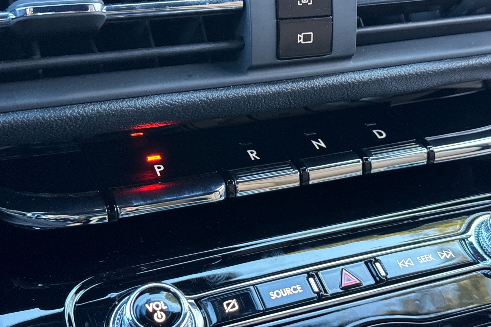 2022 Lincoln Corsair Reserve Equipment Group 201A