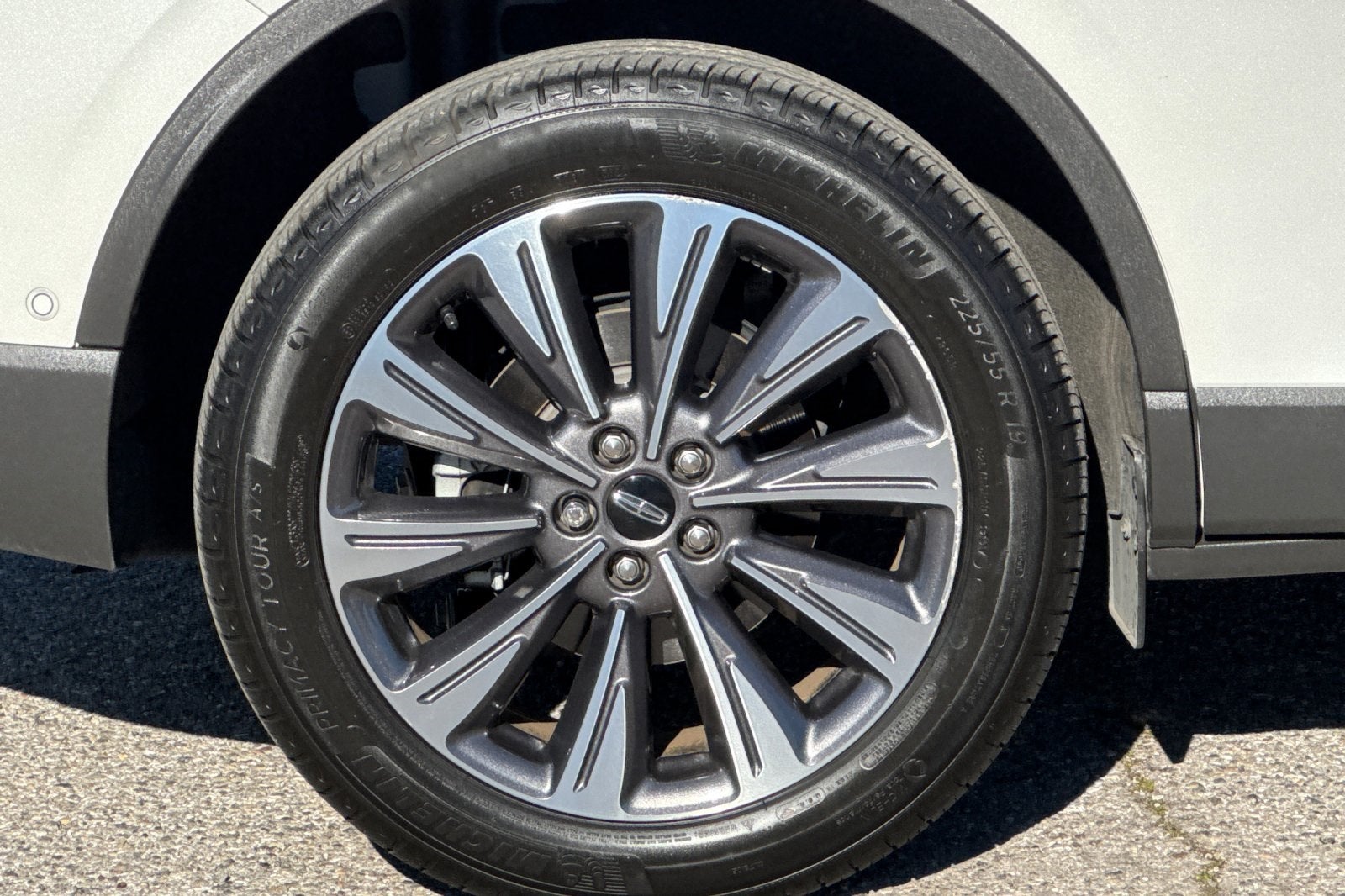 2022 Lincoln Corsair Reserve Equipment Group 201A