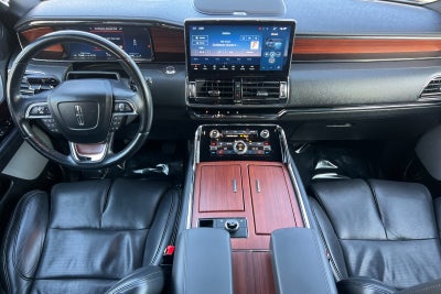 2023 Lincoln Navigator Reserve Equipment Group 201A Reserve I