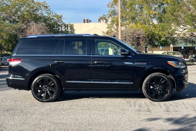 2023 Lincoln Navigator Reserve Equipment Group 201A Reserve I