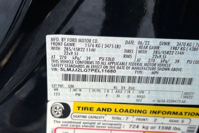 2023 Lincoln Navigator Reserve Equipment Group 201A Reserve I