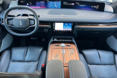 2025 Lincoln Navigator Black Label