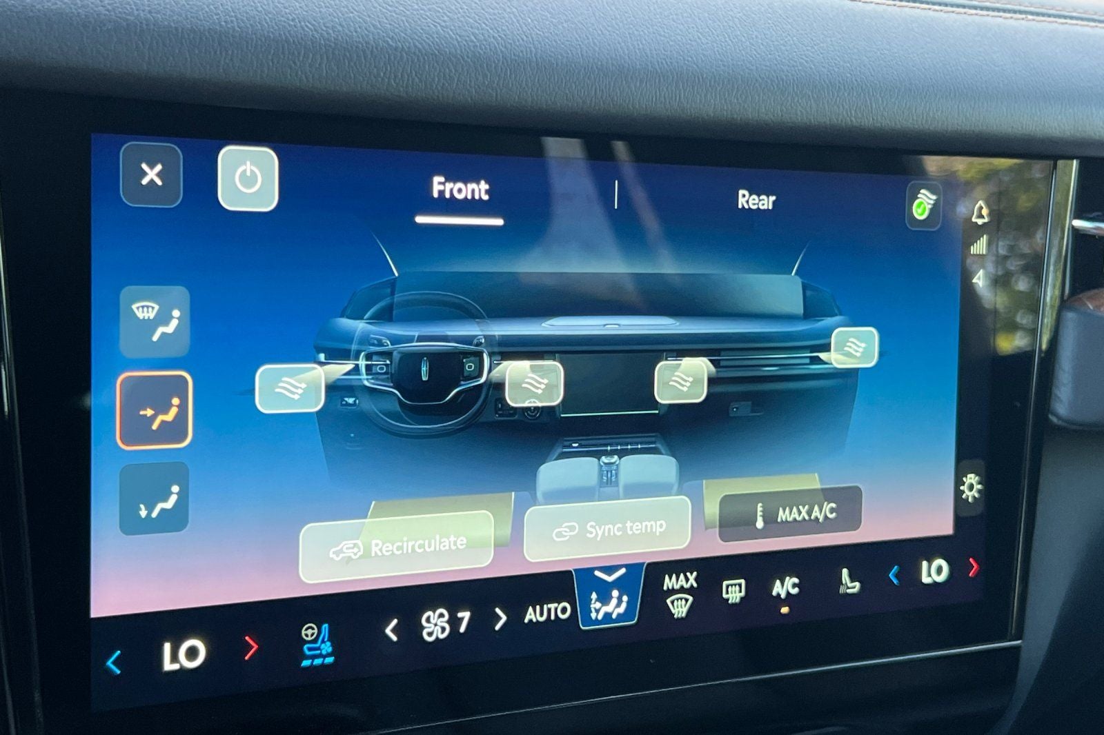 2025 Lincoln Navigator Black Label