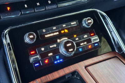 2023 Lincoln Navigator L Reserve