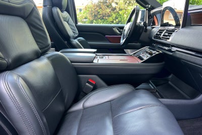 2023 Lincoln Navigator L Reserve
