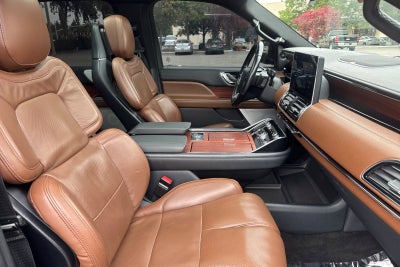 2023 Lincoln Navigator L Reserve Equipment Group 201A Reserve I
