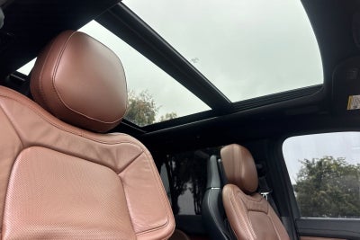 2023 Lincoln Navigator L Reserve Equipment Group 201A Reserve I