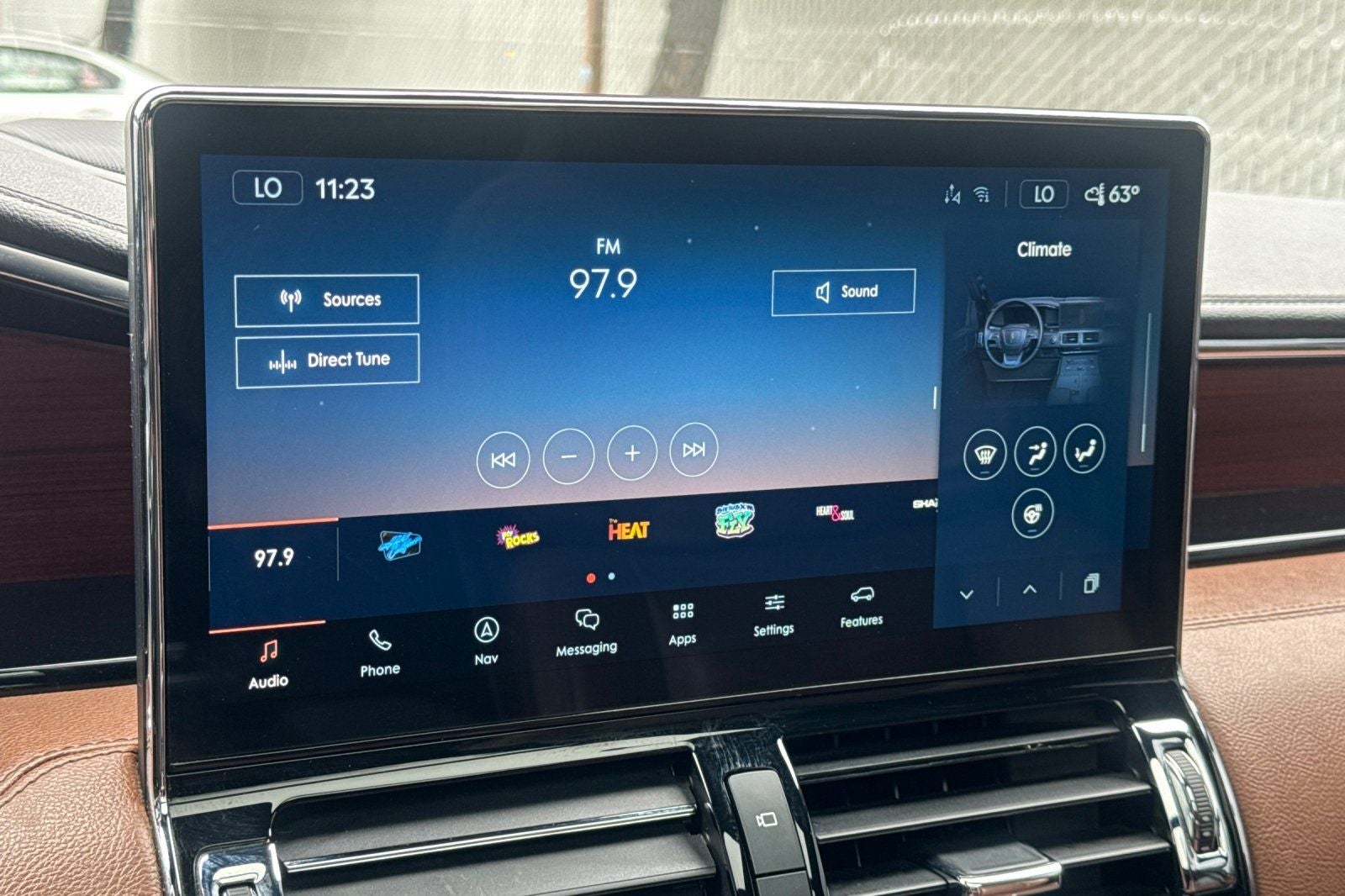 2023 Lincoln Navigator L Reserve Equipment Group 201A Reserve I