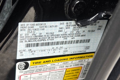 2023 Lincoln Navigator L Reserve Equipment Group 201A Reserve I