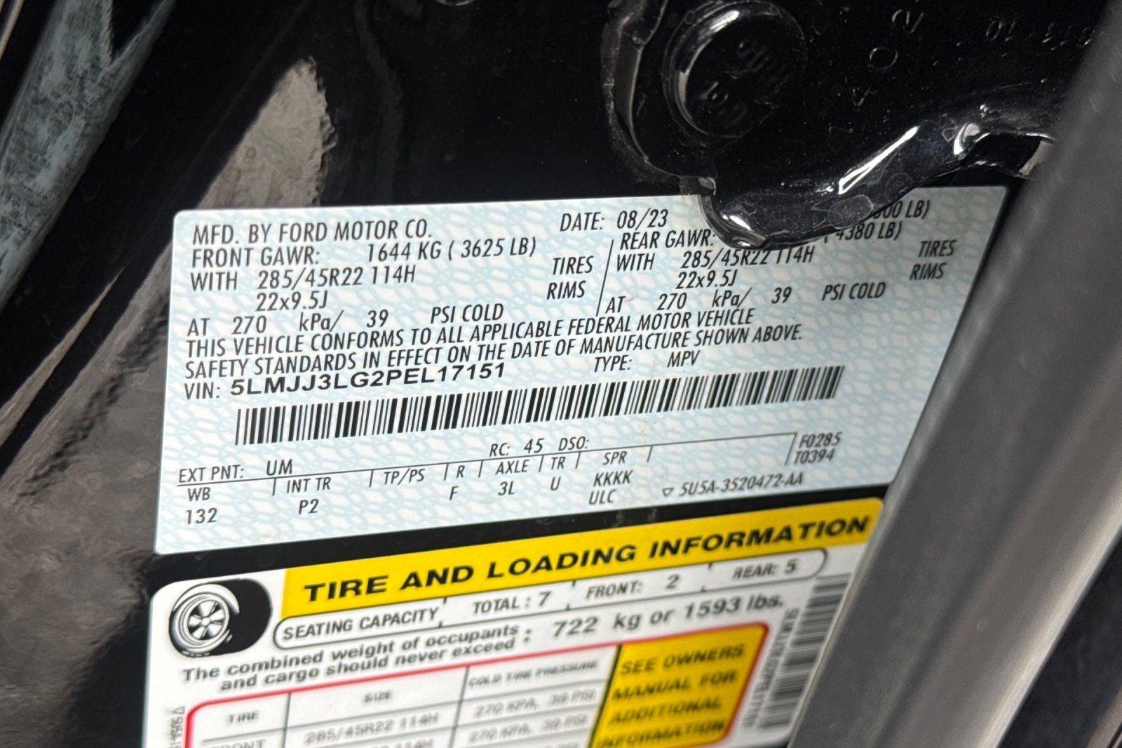 2023 Lincoln Navigator L Reserve Equipment Group 201A Reserve I