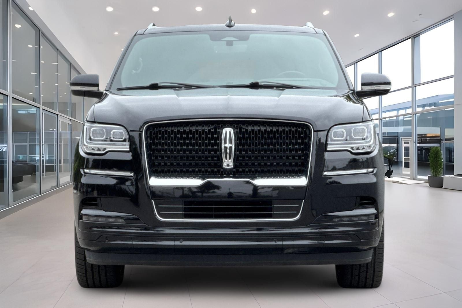 2023 Lincoln Navigator L Reserve Equipment Group 201A Reserve I