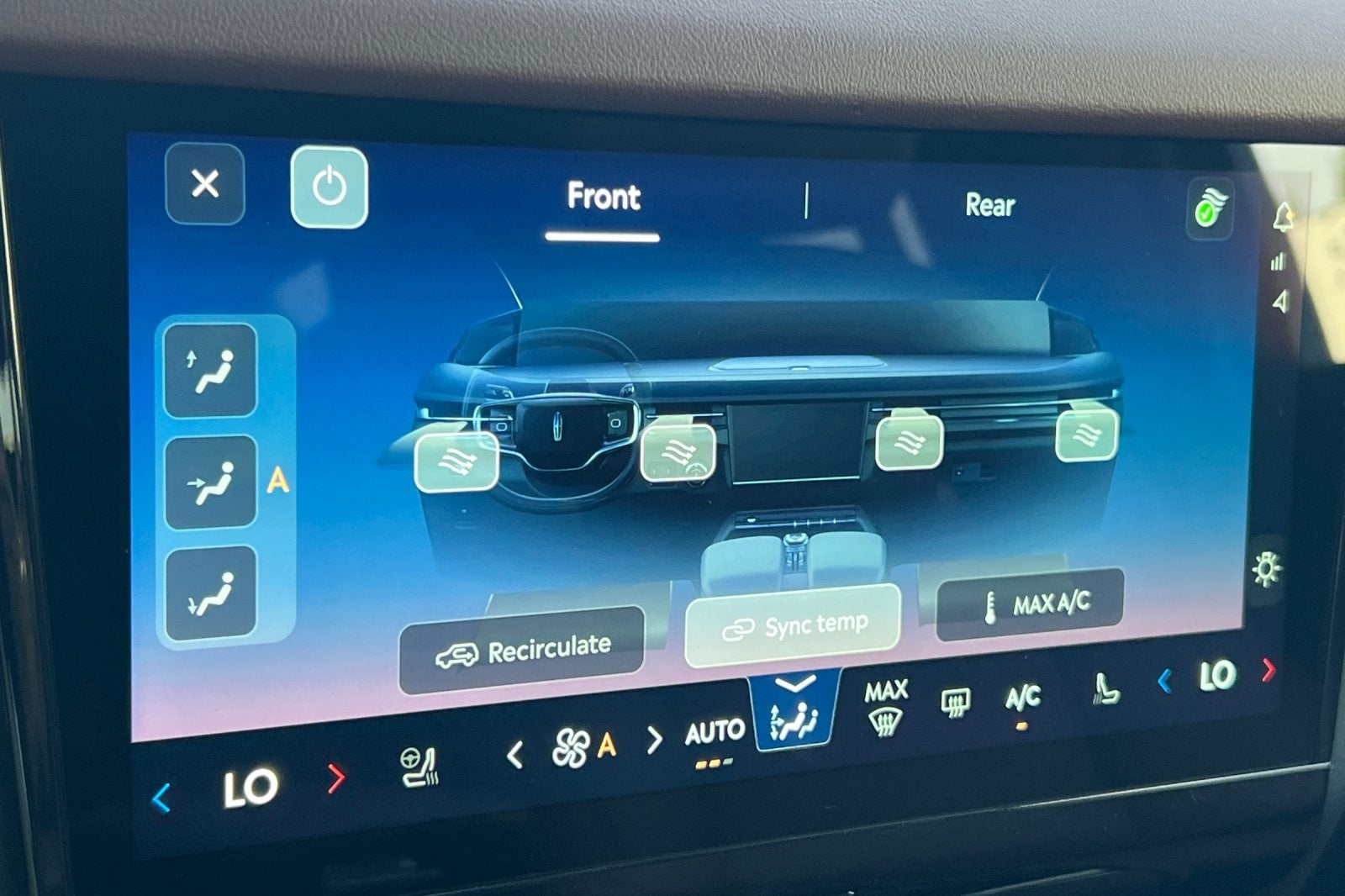 2025 Lincoln Navigator L Reserve