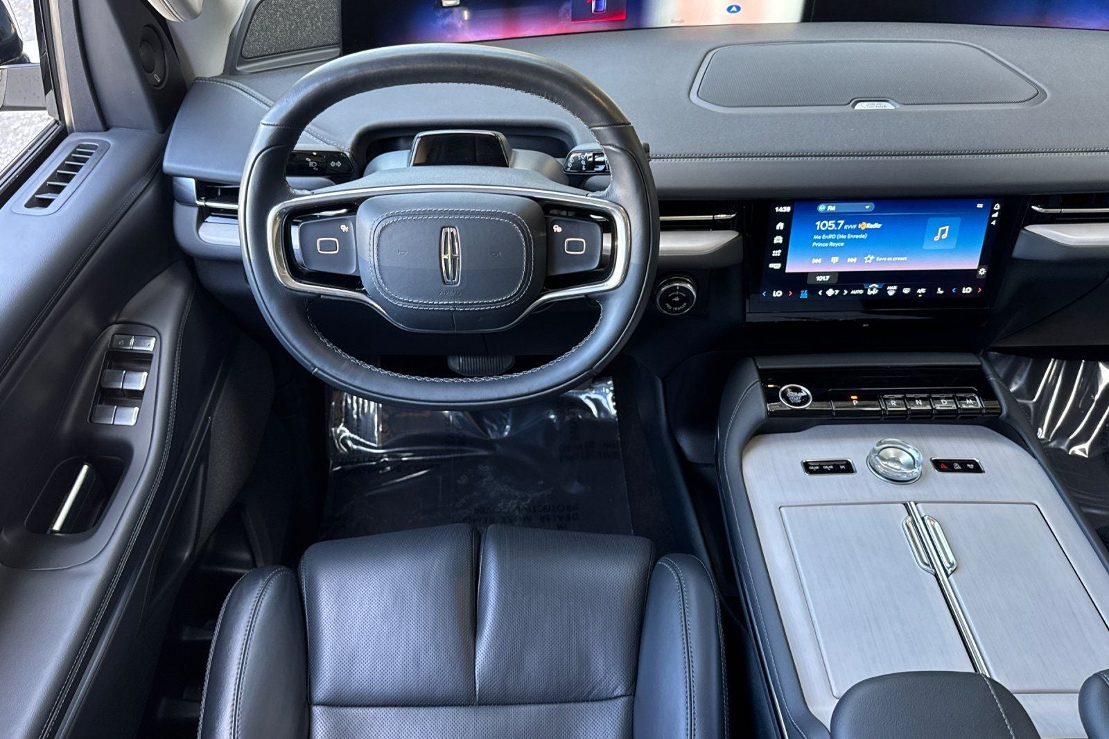 2025 Lincoln Navigator L Reserve