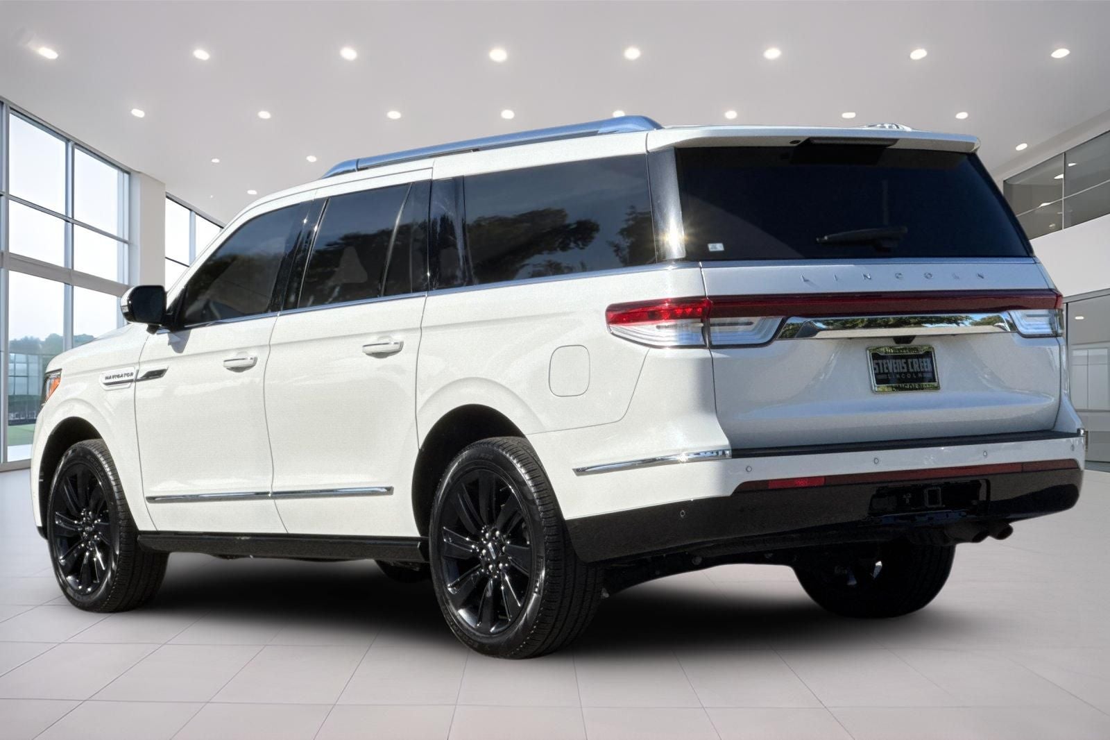 2023 Lincoln Navigator L Reserve