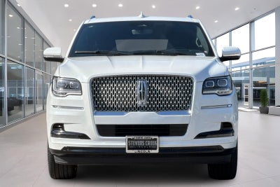 2023 Lincoln Navigator L Reserve