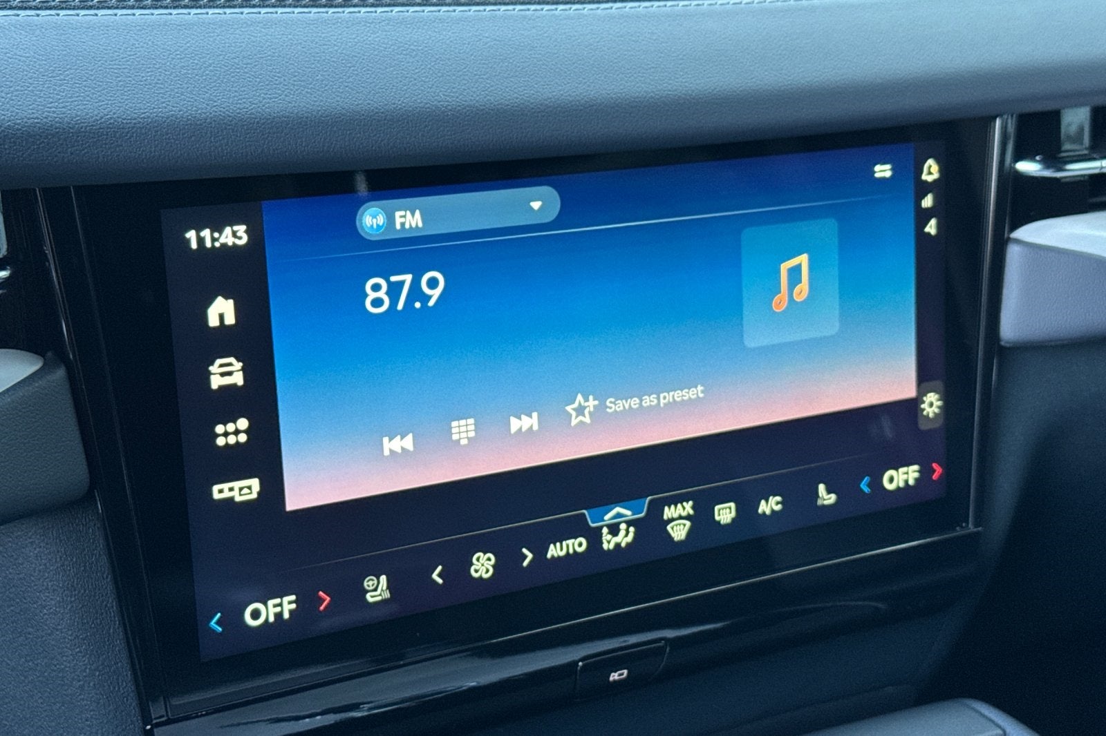 2025 Lincoln Navigator L Reserve