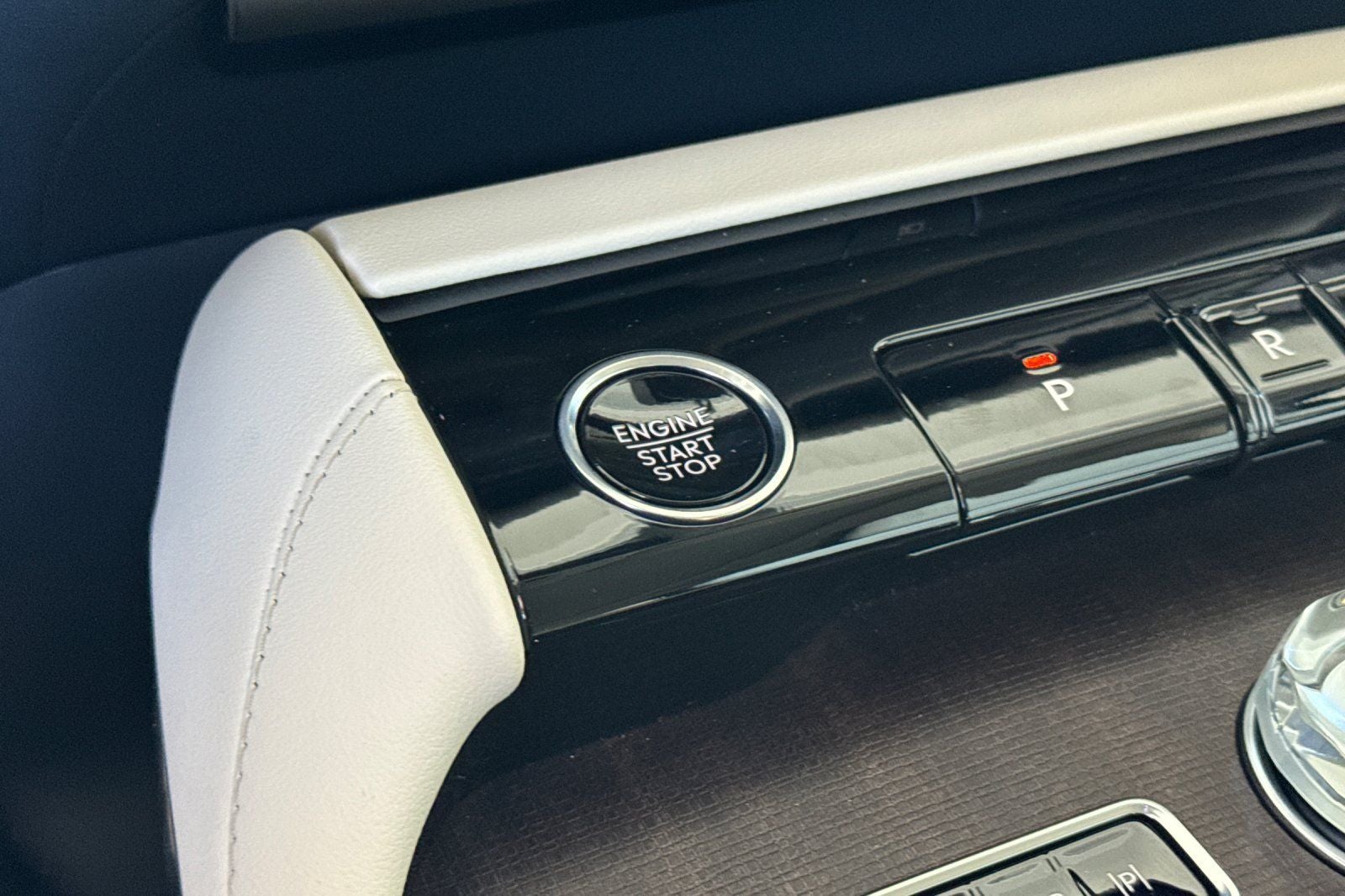 2027 Lincoln Navigator L Reserve