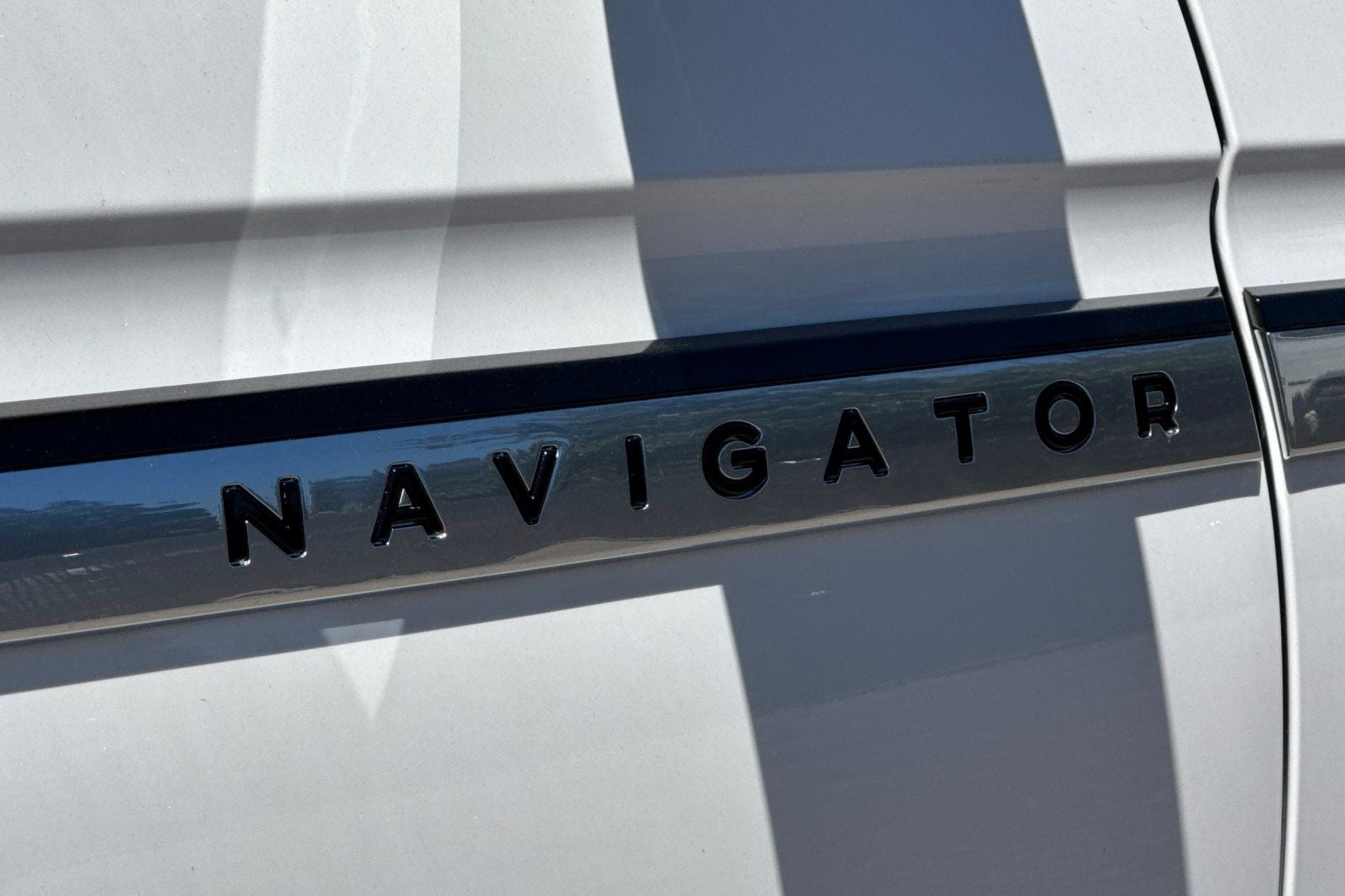 2027 Lincoln Navigator L Reserve