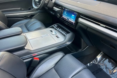 2025 Lincoln Navigator L Reserve Equipment Group 202A Reserve II