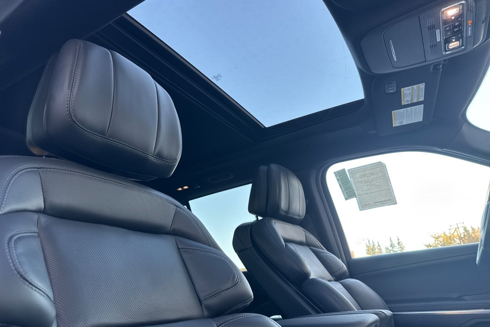 2025 Lincoln Navigator L Reserve