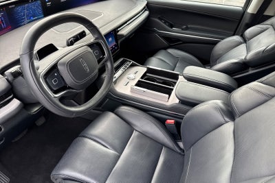 2025 Lincoln Navigator L Reserve Equipment Group 202A Reserve II