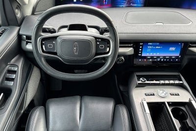 2025 Lincoln Navigator L Reserve Equipment Group 202A Reserve II