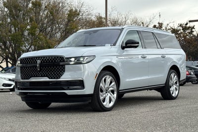 2025 Lincoln Navigator L Reserve Equipment Group 202A Reserve II