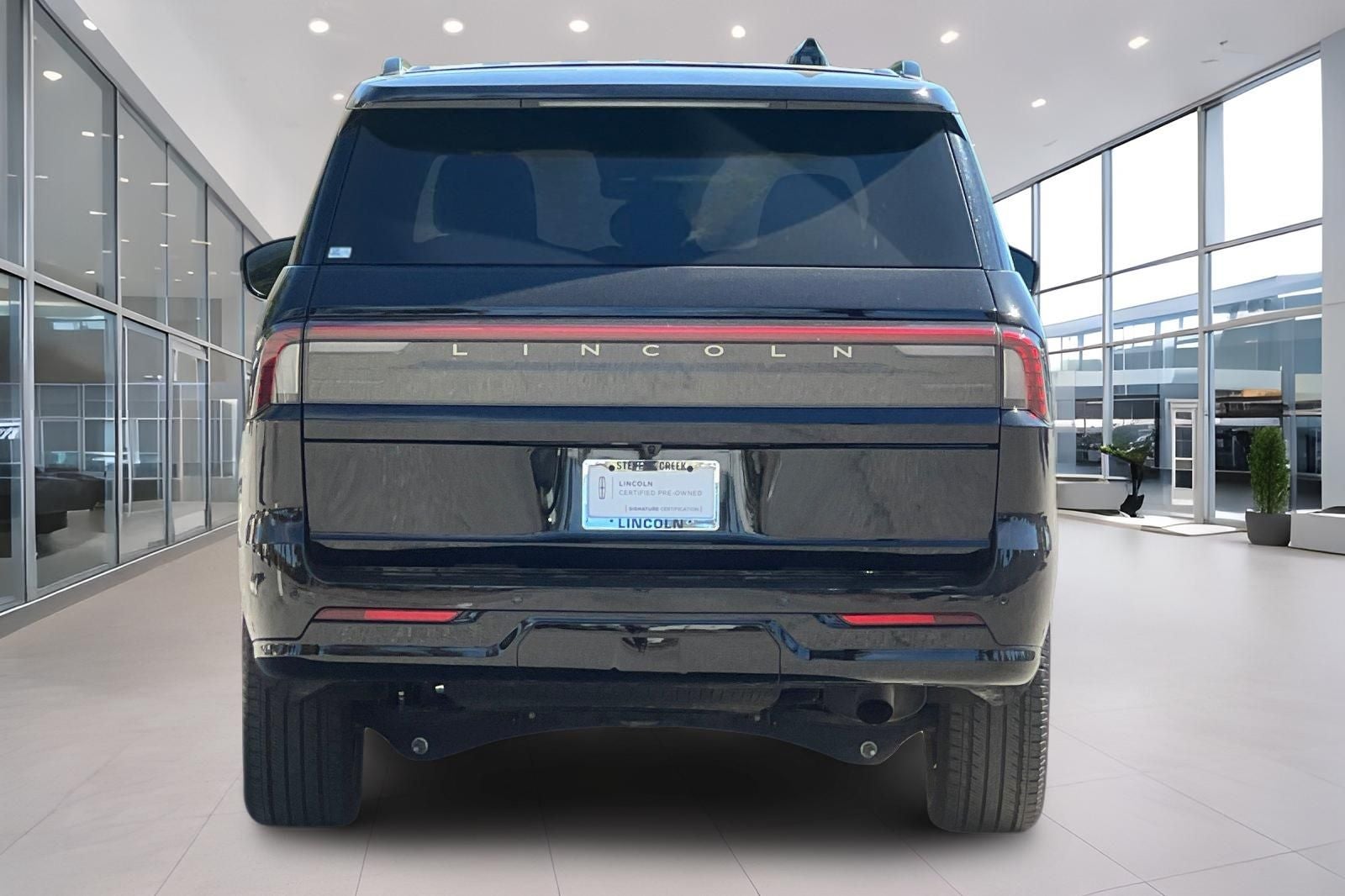 2025 Lincoln Navigator L Reserve