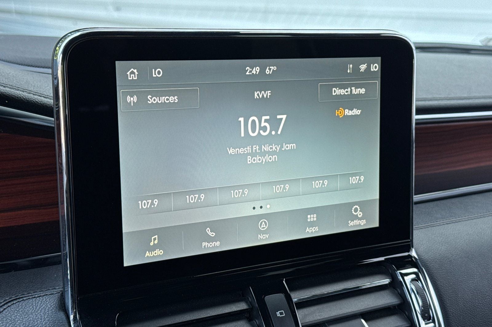 2021 Lincoln Navigator L Reserve Equipment Group 208A Reserve Monochromatic