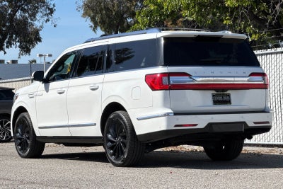 2021 Lincoln Navigator L Reserve Equipment Group 208A Reserve Monochromatic