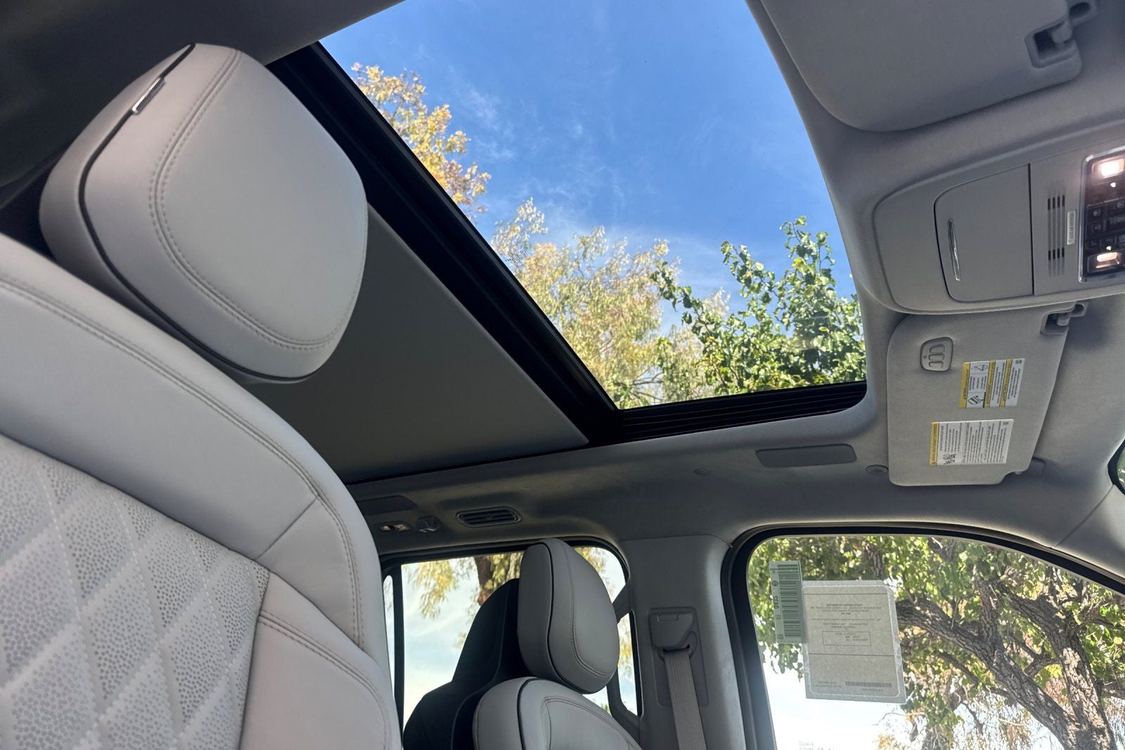 2027 Lincoln Navigator L Black Label