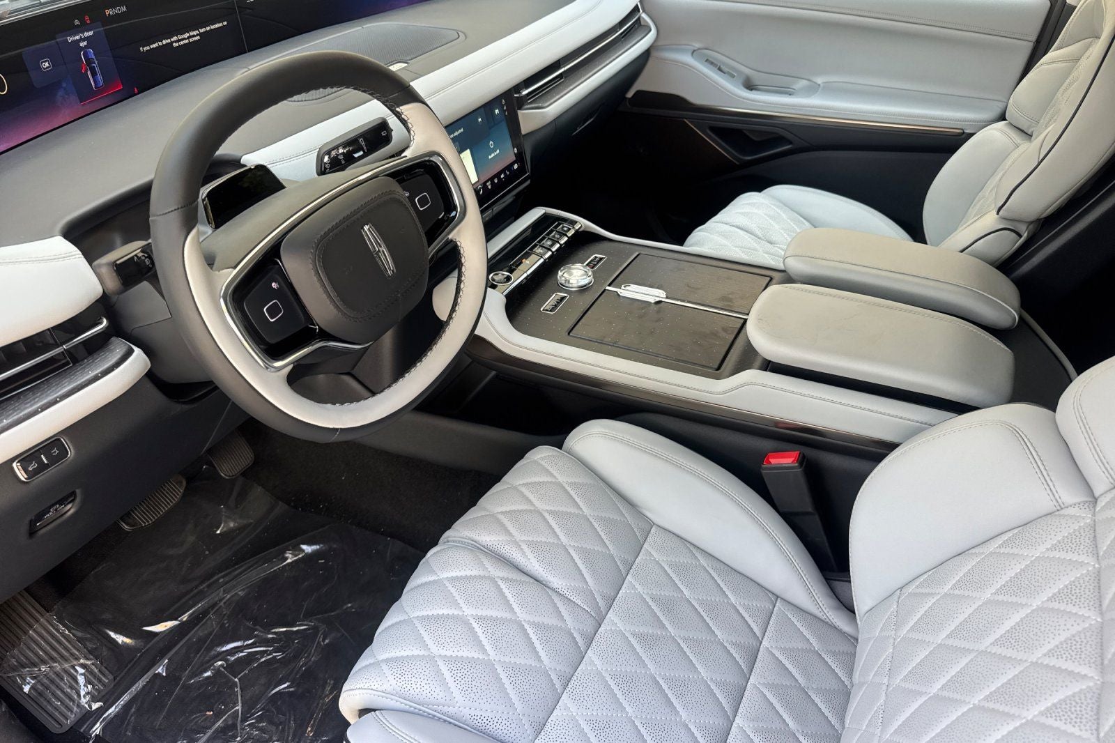 2027 Lincoln Navigator L Black Label