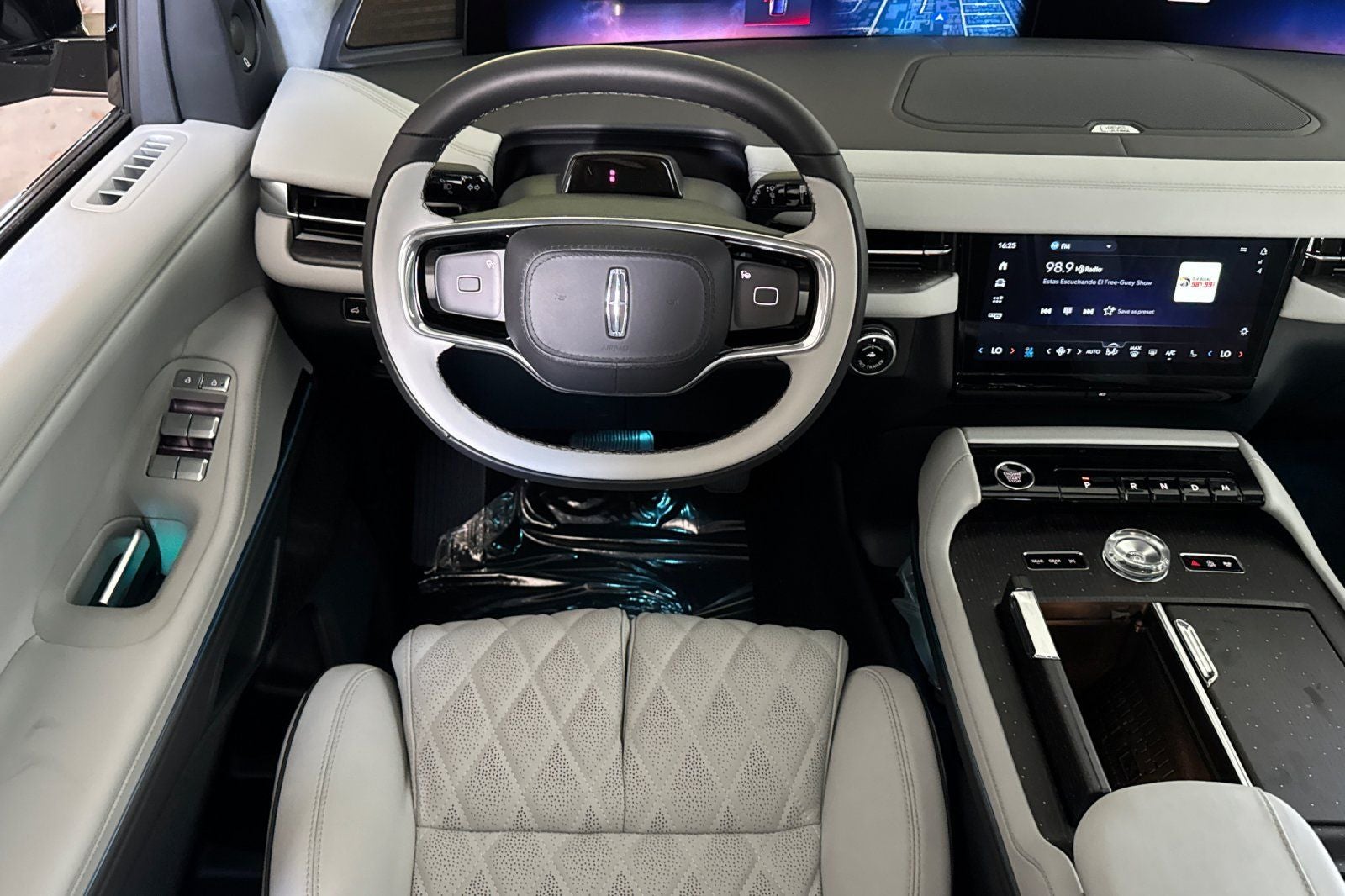 2026 Lincoln Navigator L Black Label