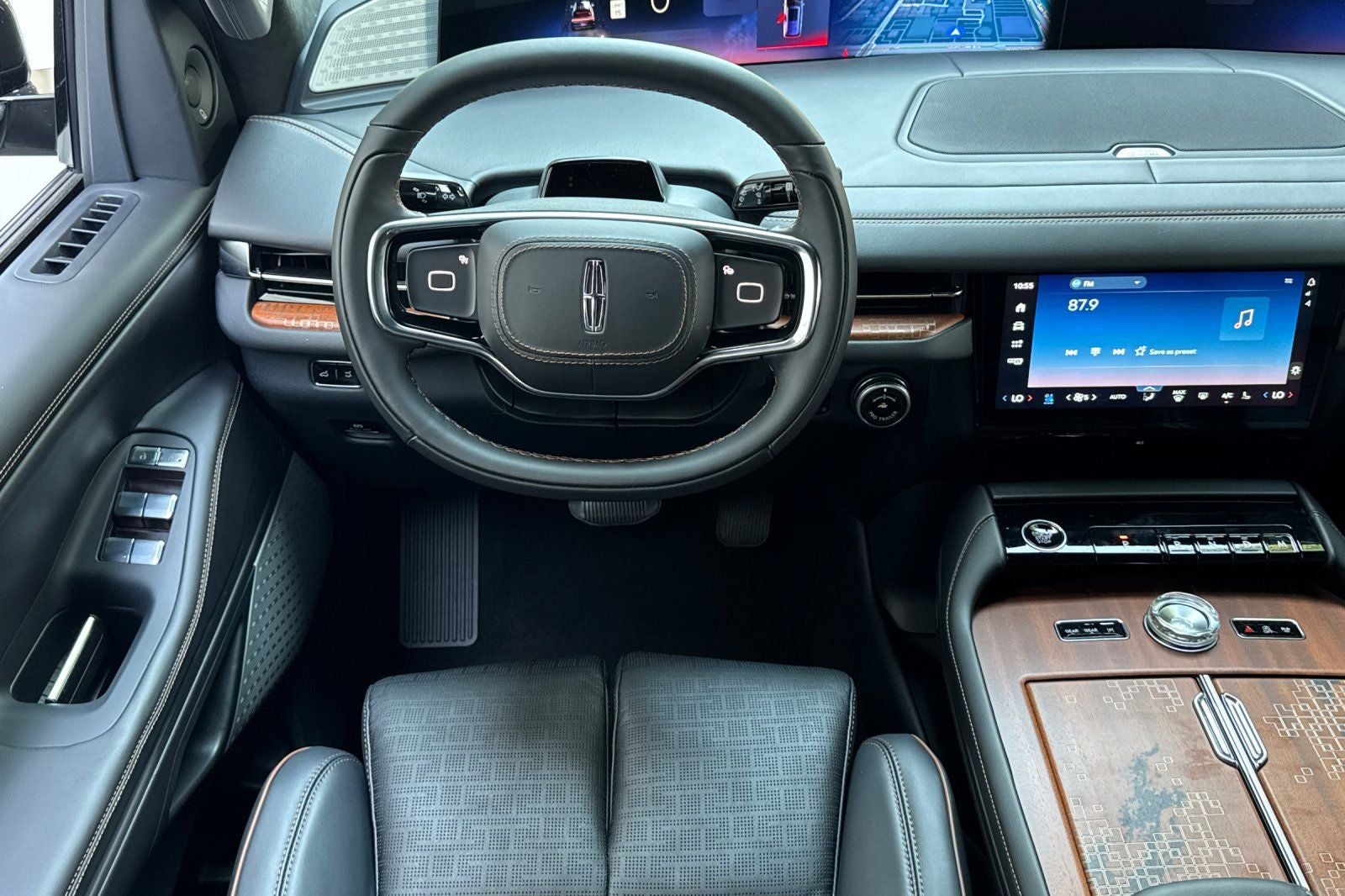 2027 Lincoln Navigator L Black Label