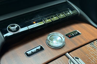 2027 Lincoln Navigator L Black Label
