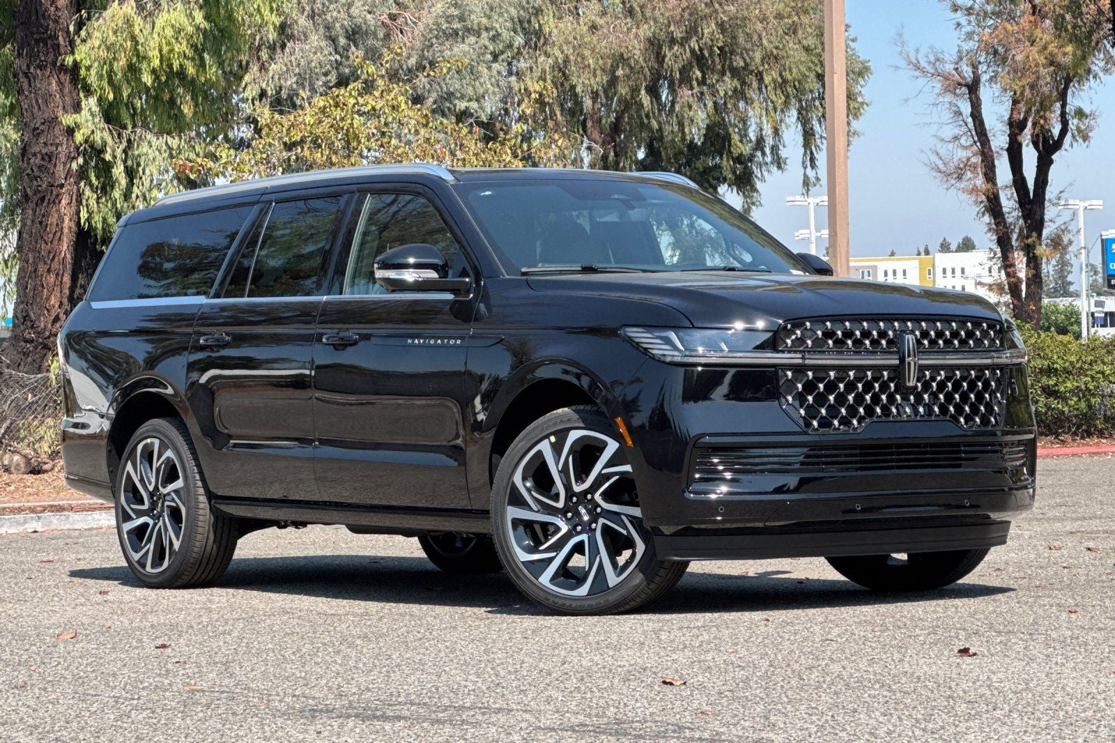 2027 Lincoln Navigator L Black Label