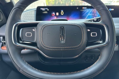 2027 Lincoln Navigator L Black Label