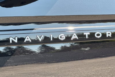 2027 Lincoln Navigator L Black Label