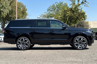 2027 Lincoln Navigator L Black Label