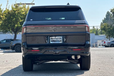 2027 Lincoln Navigator L Black Label