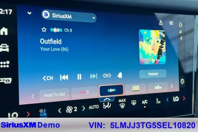 2025 Lincoln Navigator L Black Label