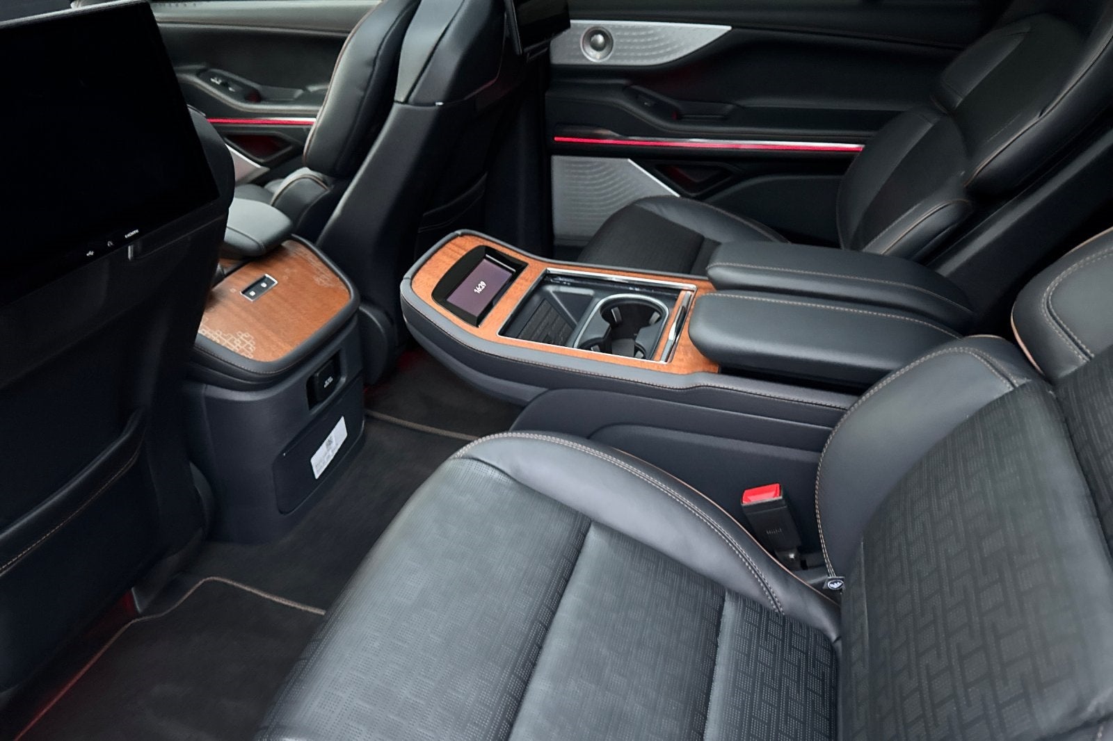 2025 Lincoln Navigator L Black Label