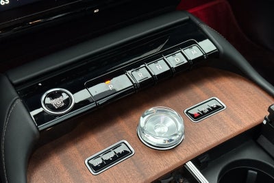 2025 Lincoln Navigator L Black Label