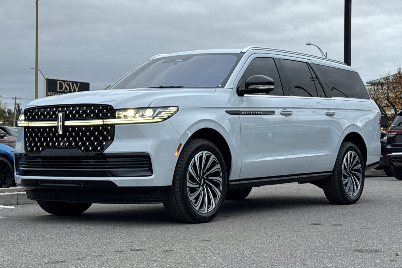 2025 Lincoln Navigator L Black Label