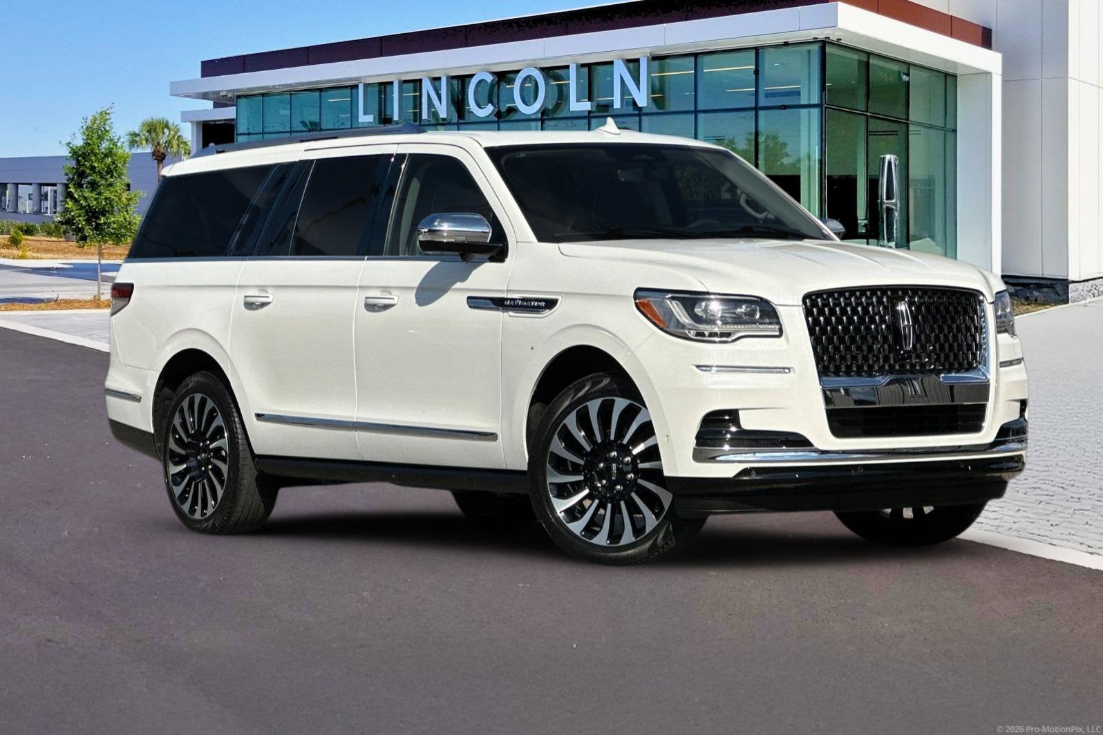2023 Lincoln Navigator L Black Label