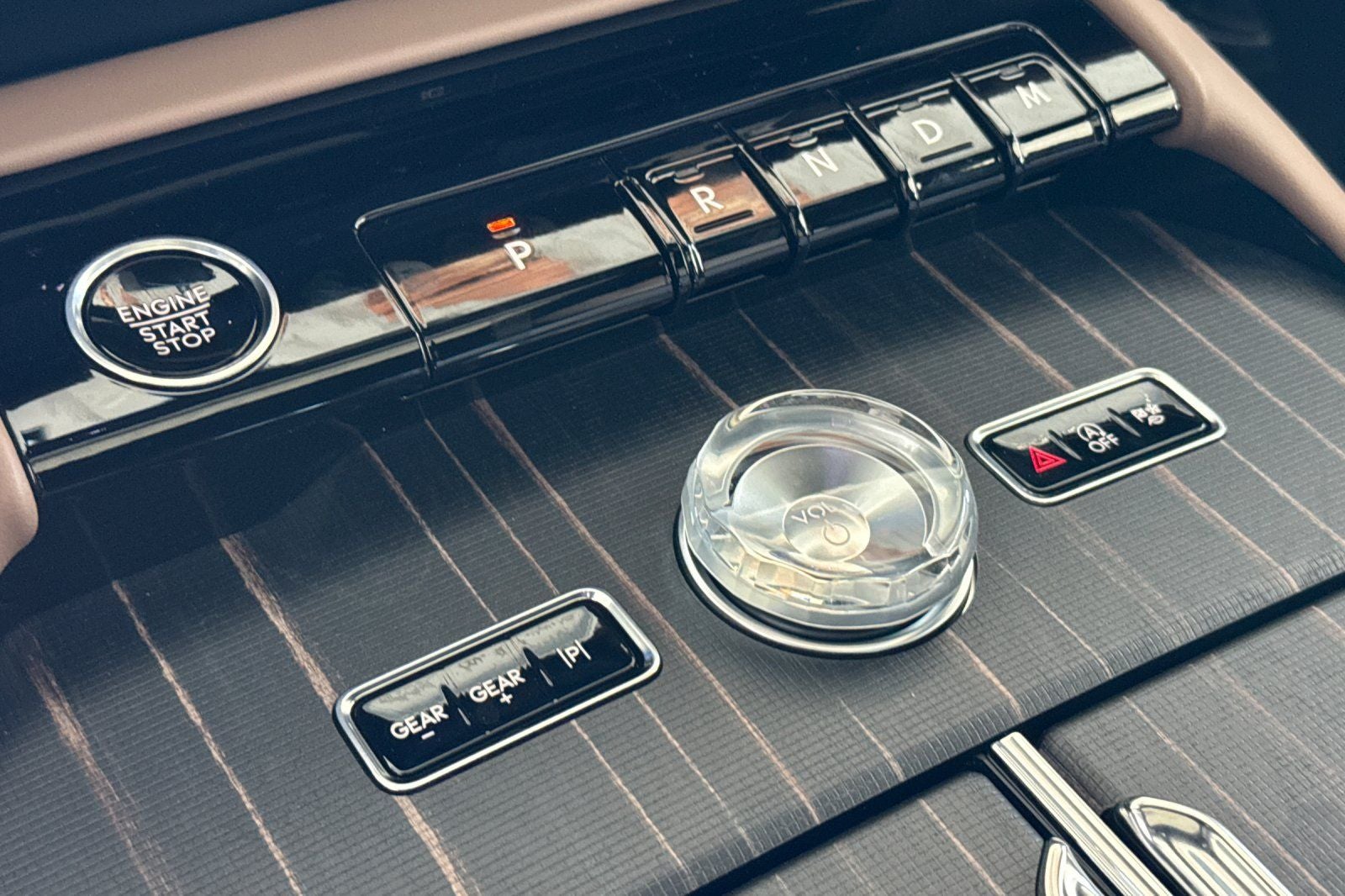 2027 Lincoln Navigator L Black Label