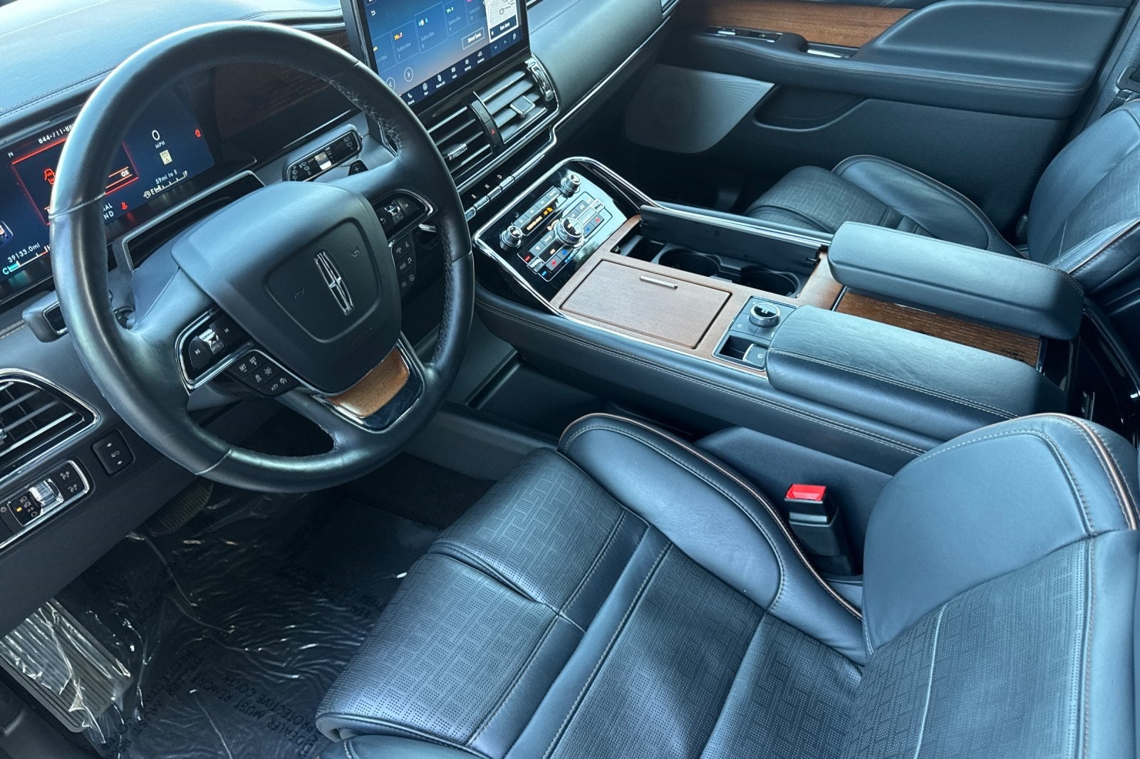 2022 Lincoln Navigator L L Black Label Equipment Group 800A Black Label